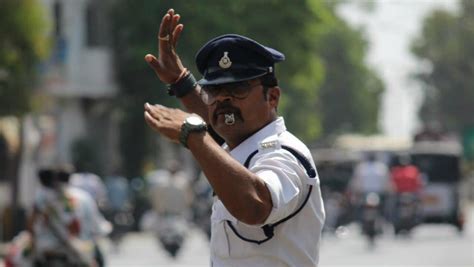 Watch an Indian traffic cop reduce road accidents with his incredible ...