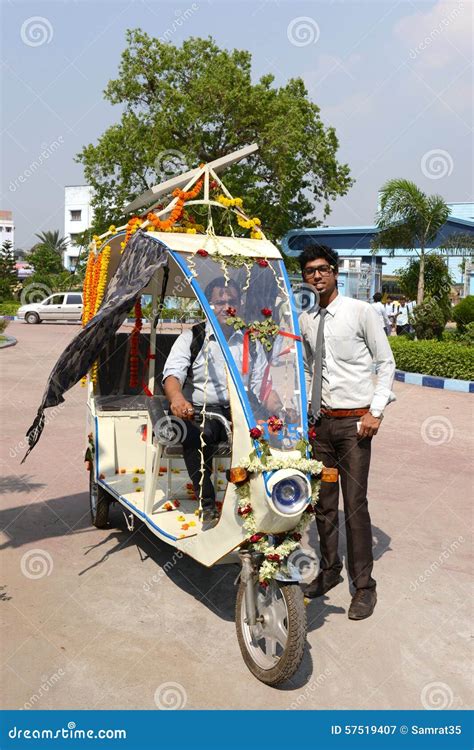 Auto Rickshaw Or Bajaj Three Wheeler On Street In Colombo, Sri Lanka ...