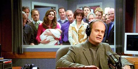 The Frasier Reboot Tease Already Creates A Setting Plot Hole