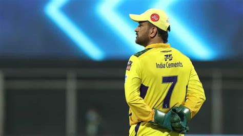 IPL 2023: MS Dhoni drops Faf du Plessis for zero during RCB vs CSK tie ...