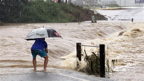 Qld weather updates: Torrential rain, floods warnings for Brisbane ...