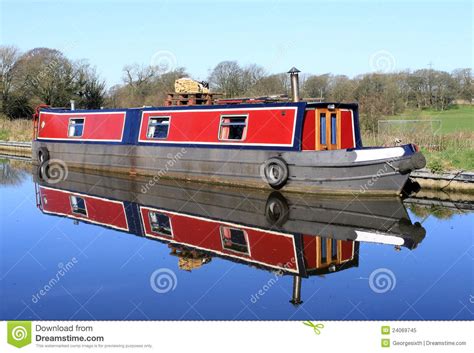 clipart canal boat 20 free Cliparts | Download images on Clipground 2024