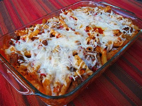 Let the Feasty Begin: Baked Penne Pasta