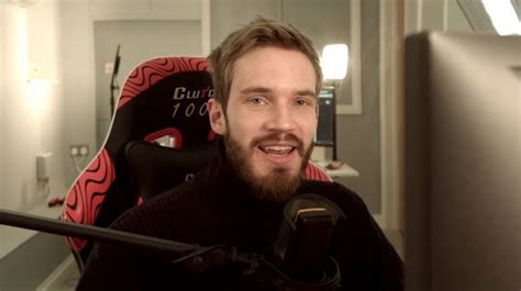 What Gaming Chair Does PewDiePie Use? (2020) | Chair Insights