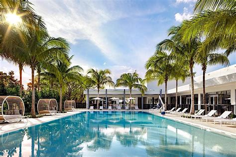 The Top Hotels Near Fort Lauderdale Airport for Comfort and Convenience