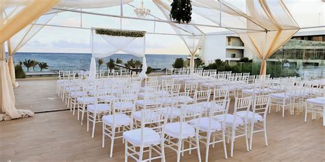 Purple Rooftop wedding venue in Breathless Riviera Cancún Resort and ...