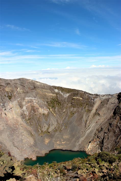 Irazu Volcano Crater by aunjuli on DeviantArt