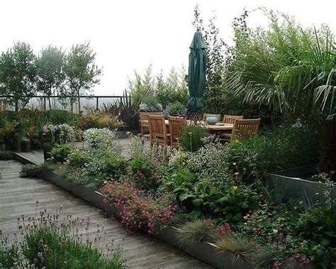 roof garden for plants lovers | Roofs & Roof Top Gardens | Pinterest