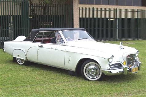 Studebaker Gran Turismo Hawk - Information and photos - MOMENTcar