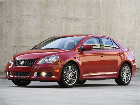 AUTOZONE: 2011 Maruti Suzuki Kizashi Launched In India Yesterday ...