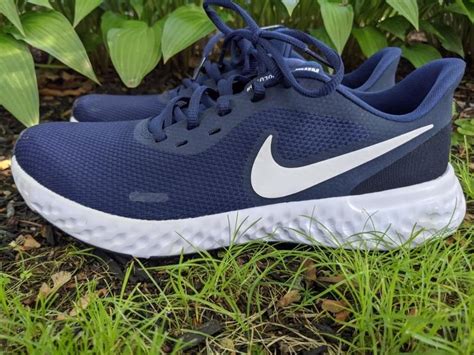 Nike Revolution 5 - Review 2021 - Facts, Deals ($43) | RunRepeat