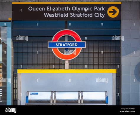 Stratford Underground Station - Stratford Tube Station - seats and ...