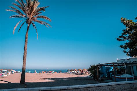 A Complete Guide to Fuengirola Beaches: All You Need to Know