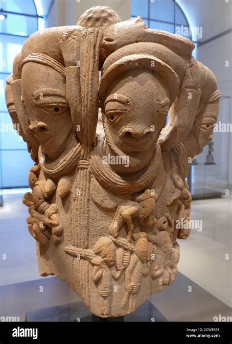 Terracotta Nok sculpture from Nigeria Stock Photo - Alamy