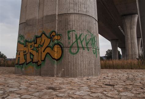 Free Image: Graffiti under a bridge | Libreshot Public Domain Photos