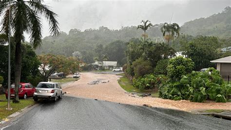 Flooding in Cairns - ABC News