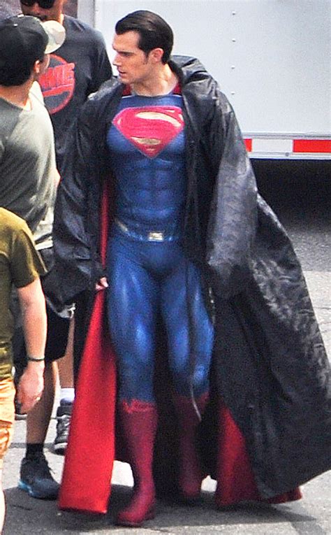 Superman's Back! See Henry Cavill and His Muscles in Full Costume on ...