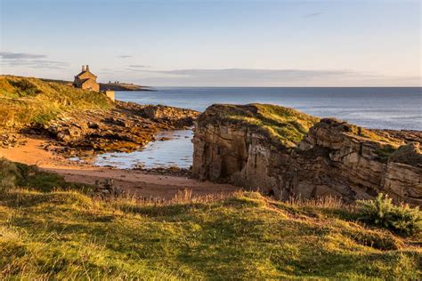 Seahouses walk - Bamburgh Castle - Farne Islands - Northumberland walk