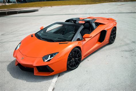 2017 Lamborghini Aventador Roadster – Orange | MVP Miami