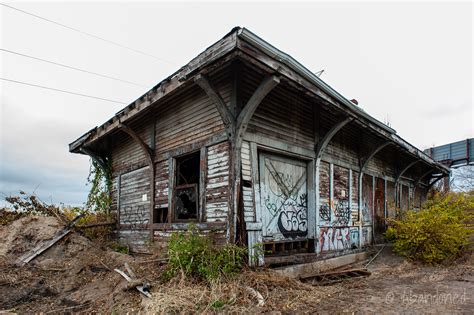 Abandoned Train Stations - Abandoned - Abandoned Building Photography