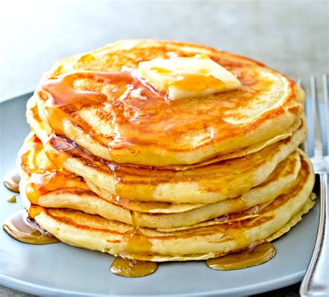 How To Make Old Fashion Fluffy Southern Buttermilk Pancakes – Due South