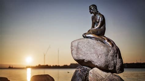 The Little Mermaid | Iconic tourist attraction in Copenhagen