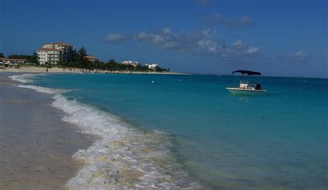 Grace Bay Beach 1 | Looking towards The Bight from Grace Bay… | Flickr