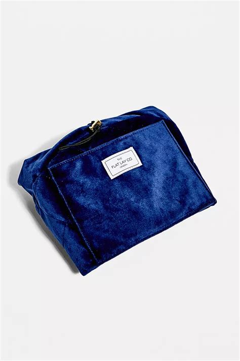 The Flat Lay Co. Velvet Full Size Flat Lay Makeup Bag | Urban Outfitters UK