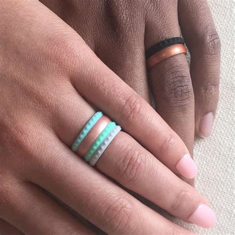 For married folks, silicone Enso rings are a spring break must-have ...