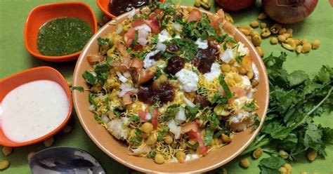 Delhi Chaat Recipe by Prachi Desai - Cookpad