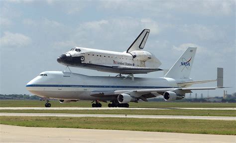 747 Carrying Space Shuttle Photograph by Science Source - Pixels