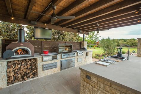 12 Gorgeous Outdoor Kitchens | HGTV's Decorating & Design Blog | HGTV