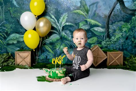 How To Choose A Theme For Your Cake Smash Portraits