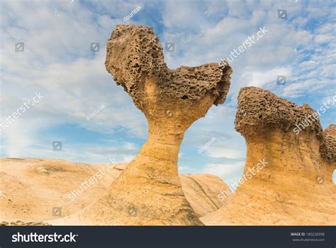 Yehliu Geopark Taiwan Queens Head Stock Photo 180228398 | Shutterstock