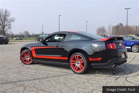 2012-2013 Mustang Boss 302 Specs & Comparison