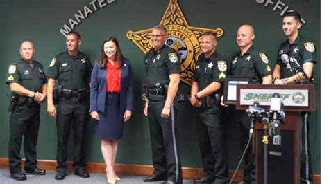 Manatee County Sheriff's Office presented with Back the Blue award ...