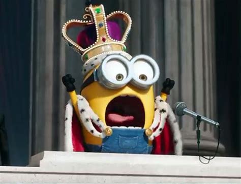 Minions: So stahl King Bob einst Elizabeth II. die Show! - klatsch ...