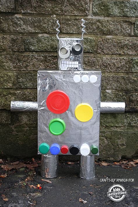 Recycled Crafts: Cereal Box Robot