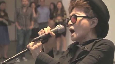 Yoko Ono Screaming - YouTube