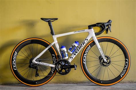 Remco Evenepoel Custom World Champion S-Works Tarmac SL7 – Rouleur