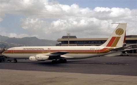 Boeing 707-120 : Boeing