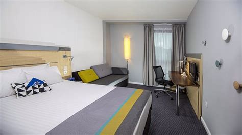 HOLIDAY INN EXPRESS HULL CITY CENTRE, AN IHG HOTEL - Updated 2024 ...