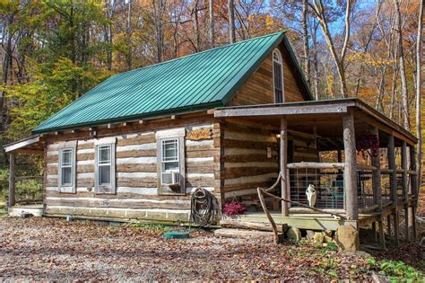 1800s Rustic Log Montana Cabin near Hocking Hills UPDATED 2024 ...