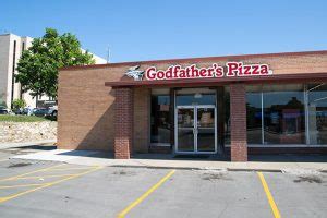 Godfather's Pizza Menu With Prices [Updated July 2024] - TheFoodXP