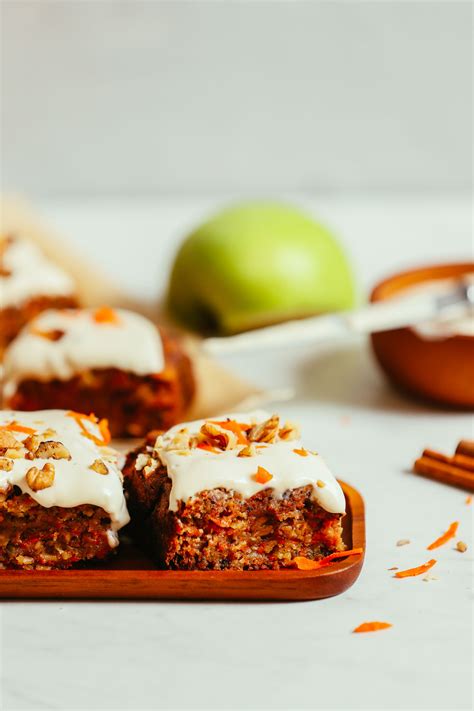 1-Bowl Vegan Apple Carrot Cake | Minimalist Baker Recipes