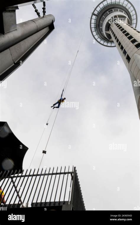 Skydiving auckland hi-res stock photography and images - Alamy