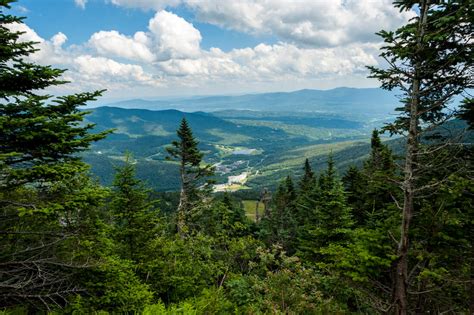 Hiking in Stowe, Vermont: 9 Trails for All Levels to Enjoy | Hey! East ...