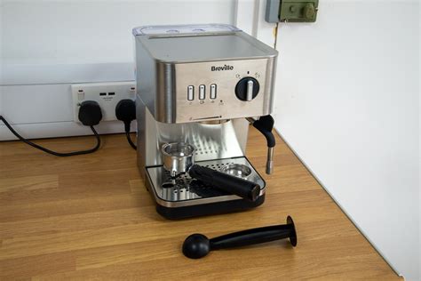 Breville Bijou Espresso Machine VCF149 Review: A starter espresso machine