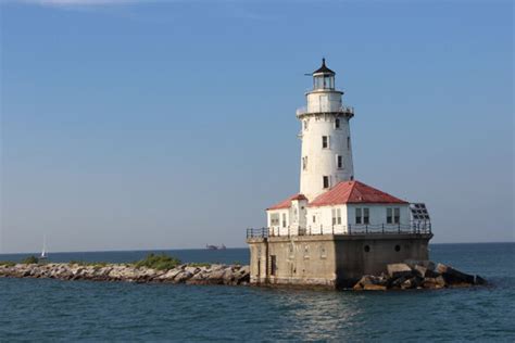 Lighthouse On Lake Michigan Chicago | Shelly Lighting