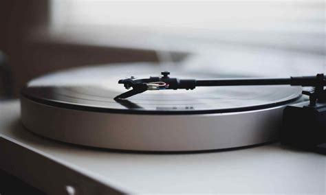 How To Repair a Turntable or Record Player That Sounds Slow